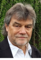 Prof. Vladimír MATOLÍN, DrSc.